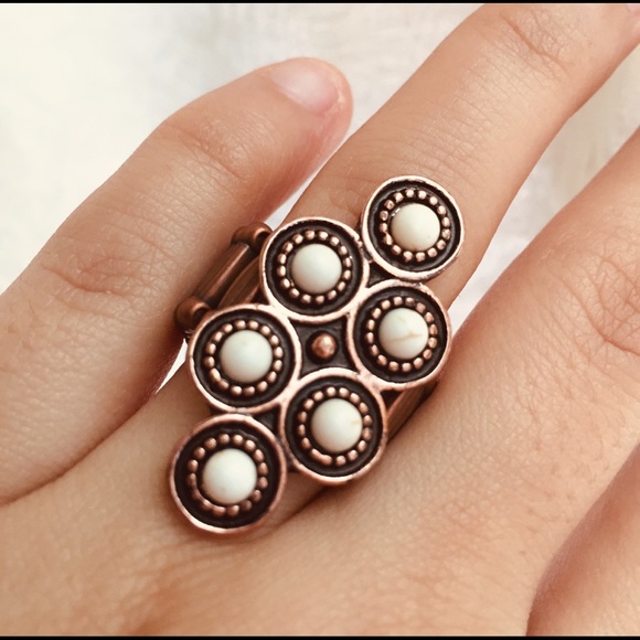 Ring - Picture 2 of 4